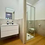 3 - 3 Bath - Bright Modern Lejlighed *
