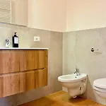 3 - 3 Bath - Bright Modern