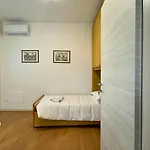 Appartamento 3 - 3 Bath - Bright Modern *